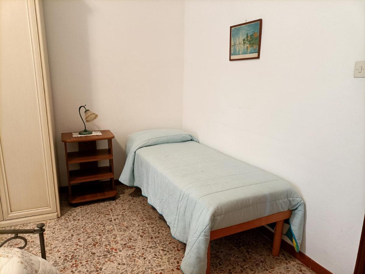 Antica Casa Ceccardi Lägenhet Livorno Exteriör bild