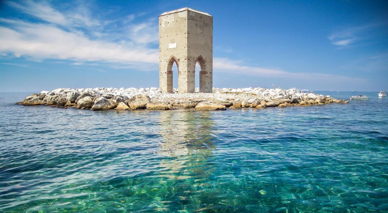 Antica Casa Ceccardi Lägenhet Livorno Exteriör bild